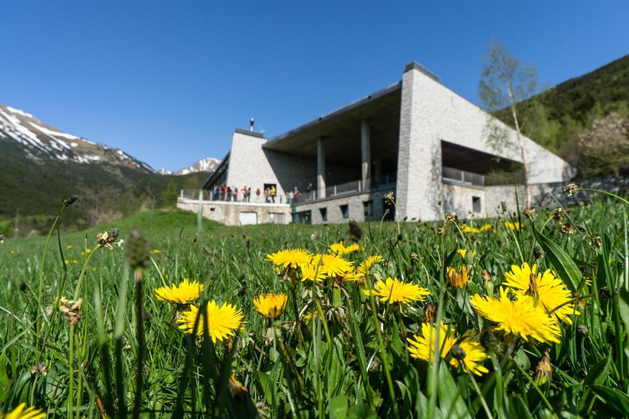 Monnatura Pirineus Son Del Pi المظهر الخارجي الصورة